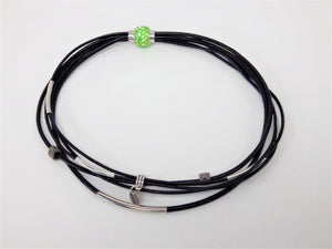 Collier/Bracelet noir, attache verte, tubes et médaillon argent  - MJ Bijoux