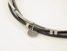 Charger l&#39;image dans la galerie, Collier/Bracelet noir et gris, médaillon - MJ Bijoux
