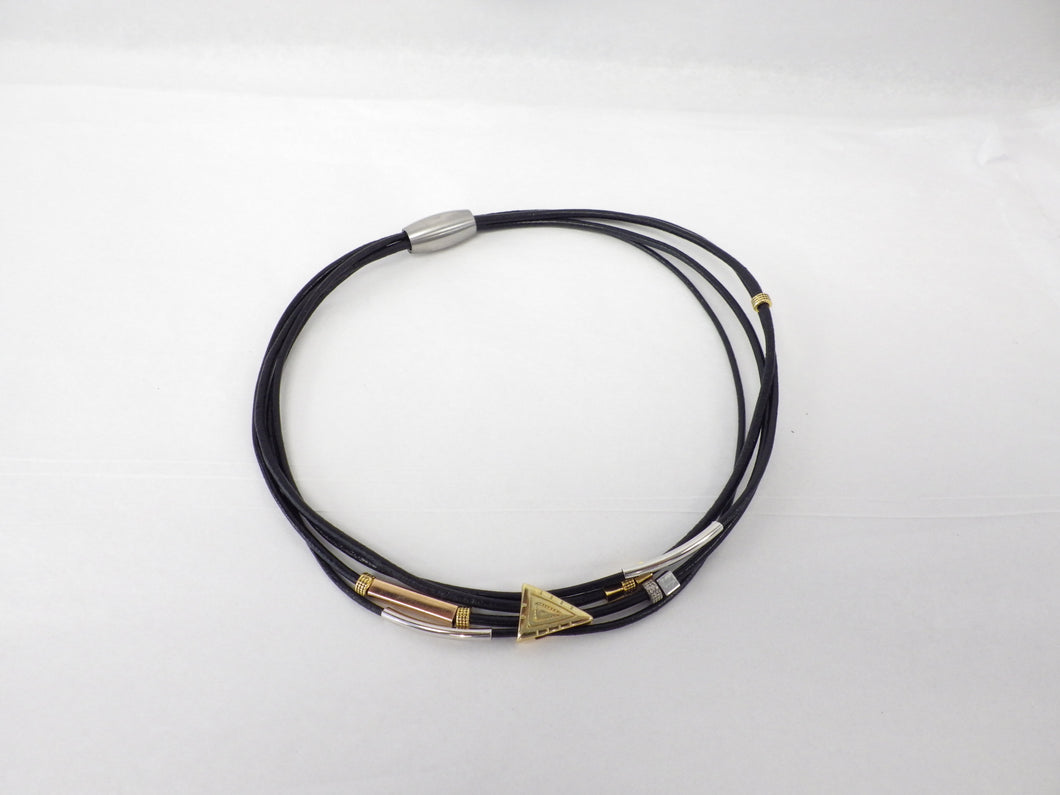 Collier/Bracelet noir avec fioriture argent et or - MJ Bijoux