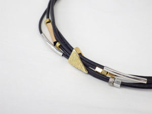 Collier/Bracelet noir avec fioriture argent et or - MJ Bijoux